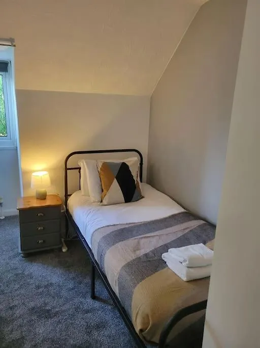 Peaceful Bungalow Easy Access Southampton 0*,  United Kingdom