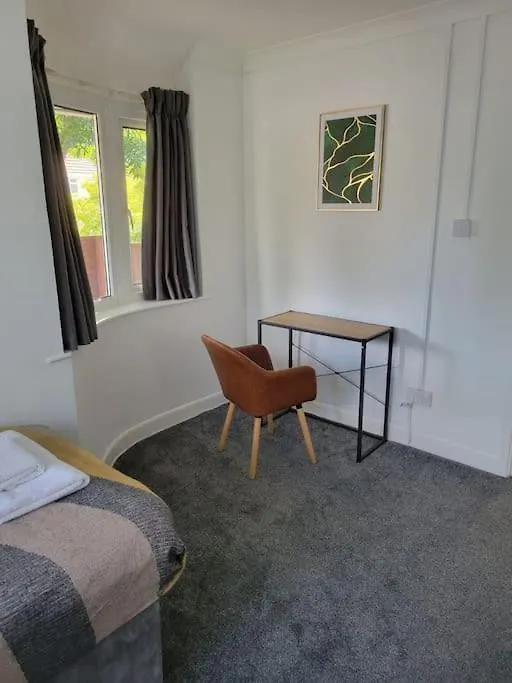Peaceful Bungalow Easy Access Southampton Holiday home