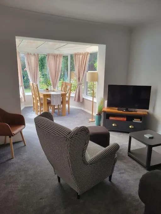 Peaceful Bungalow Easy Access Southampton United Kingdom