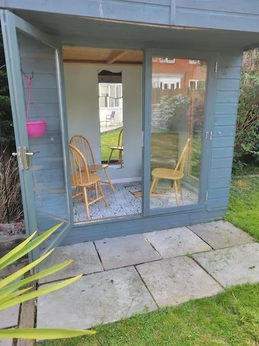Peaceful Bungalow Easy Access Southampton 0*,  United Kingdom