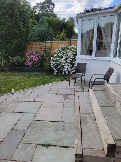 Peaceful Bungalow Easy Access Southampton