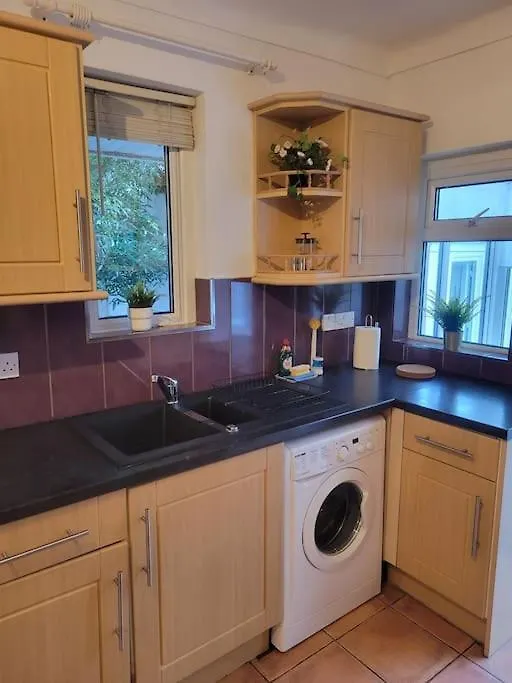Holiday home Peaceful Bungalow Easy Access Southampton United Kingdom